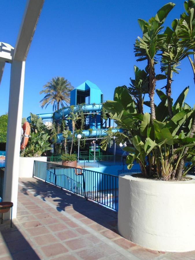 Benal Beach, Luxury Sea & Mountain View Beachside 1 Bedroom Apartment Benalmadena Bagian luar foto