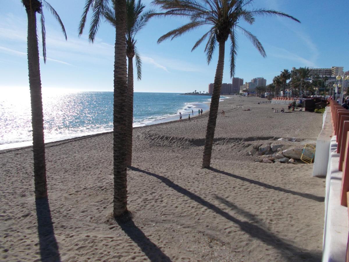 Benal Beach, Luxury Sea & Mountain View Beachside 1 Bedroom Apartment Benalmadena Bagian luar foto