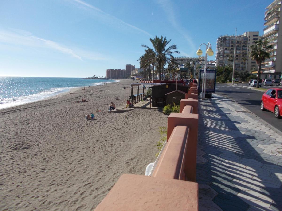 Benal Beach, Luxury Sea & Mountain View Beachside 1 Bedroom Apartment Benalmadena Bagian luar foto