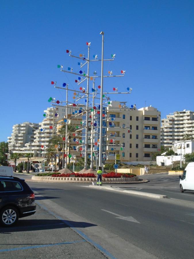 Benal Beach, Luxury Sea & Mountain View Beachside 1 Bedroom Apartment Benalmadena Bagian luar foto